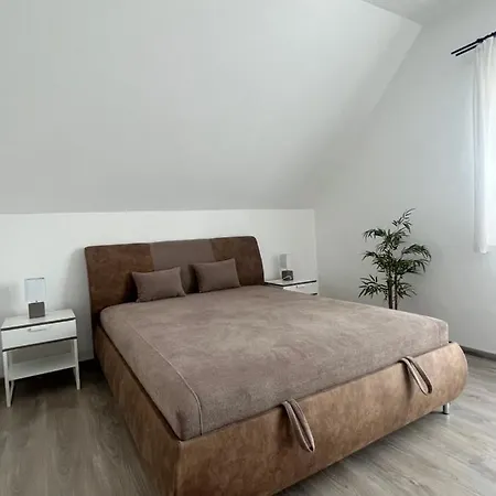 Balifornia Lejlighed Balatonboglár