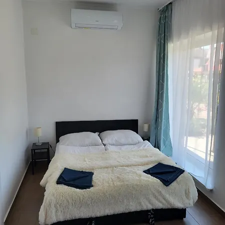 Balifornia Lejlighed Balatonboglár