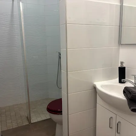 Balifornia Apartman Balatonboglár